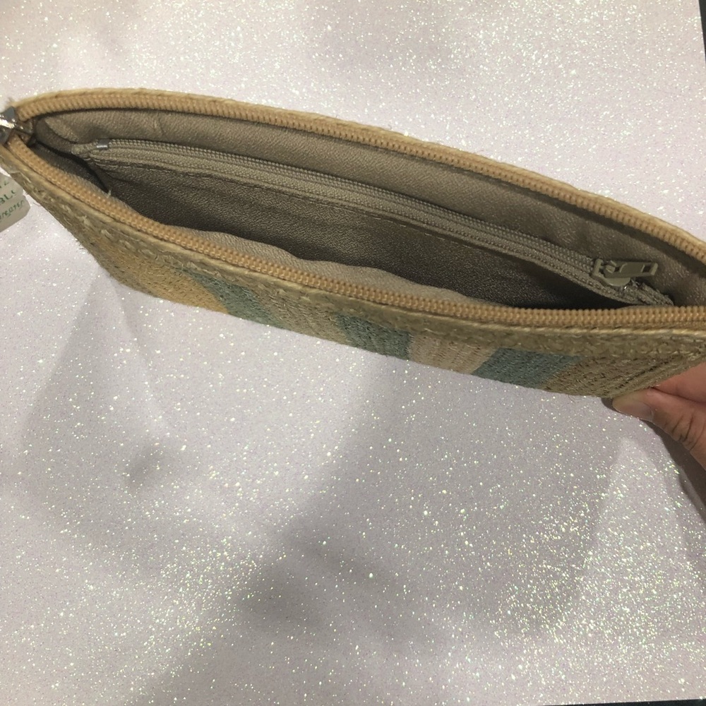 Wallet - Picture 3 of 3